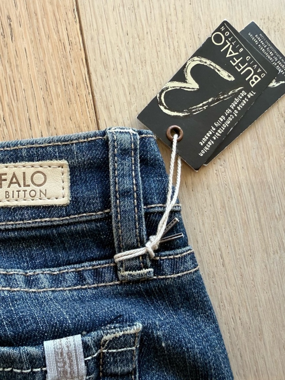 Buffalo David Bitton High Rise Bootcut Jeans Dark Wash 30x34 BNWT - Picture 4 of 7